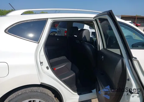 2011 Nissan Rogue Sv z USA, uszkodzony, nr VIN JN8AS5MV3BW292815